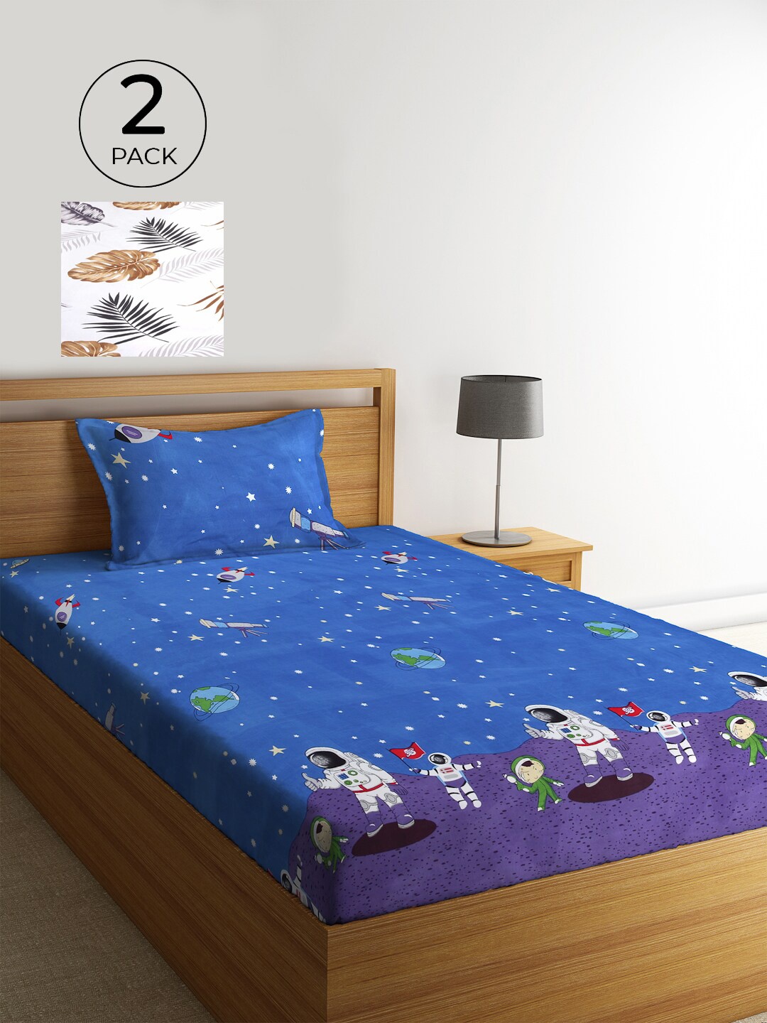 

KLOTTHE Blue & White Graphic 210 TC 2 Single Bedsheet with 2 Pillow Covers