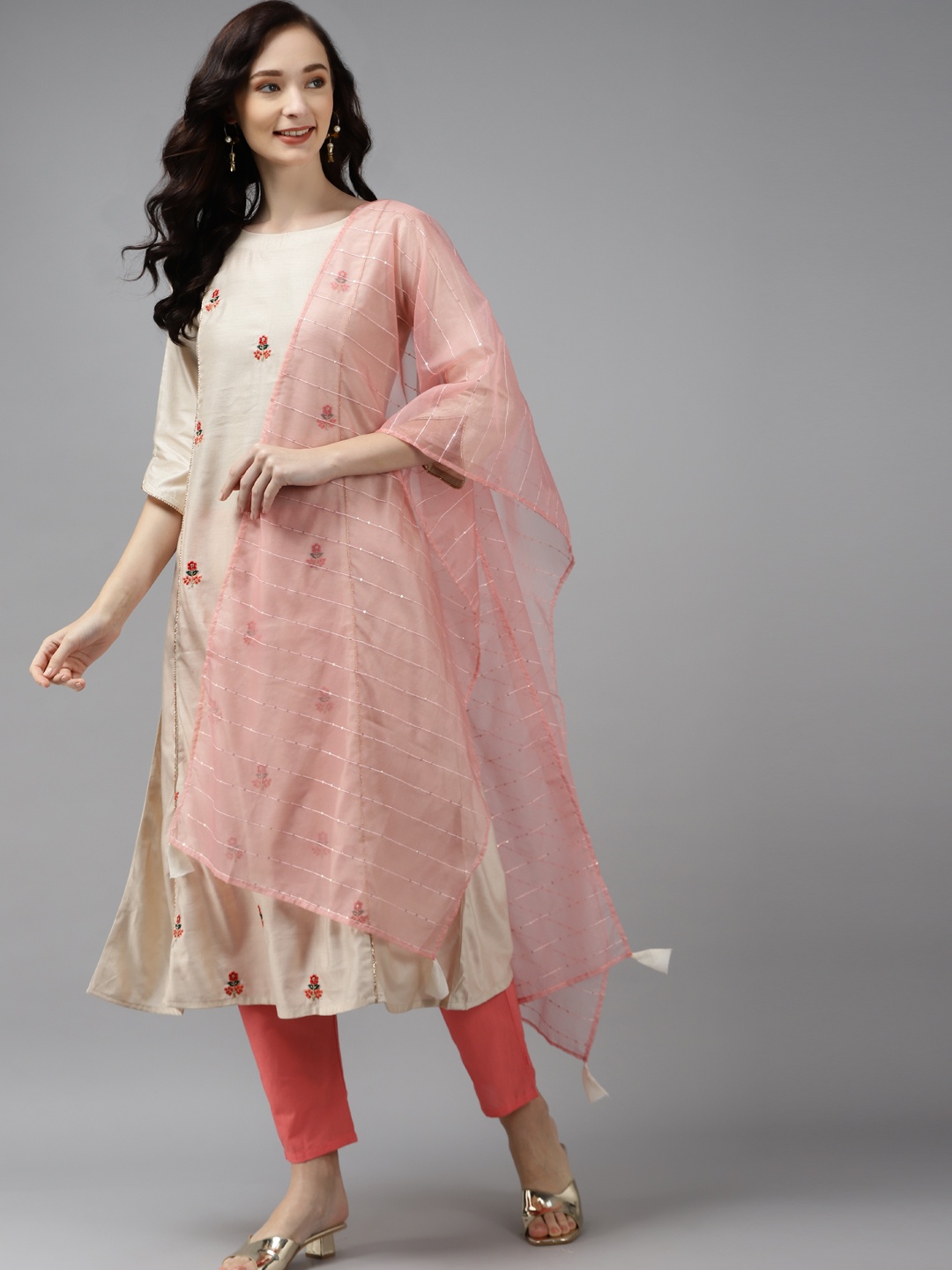 

Indo Era Women Off White Floral Embroidered Regular Liva Kurta with Trousers & With Dupatta