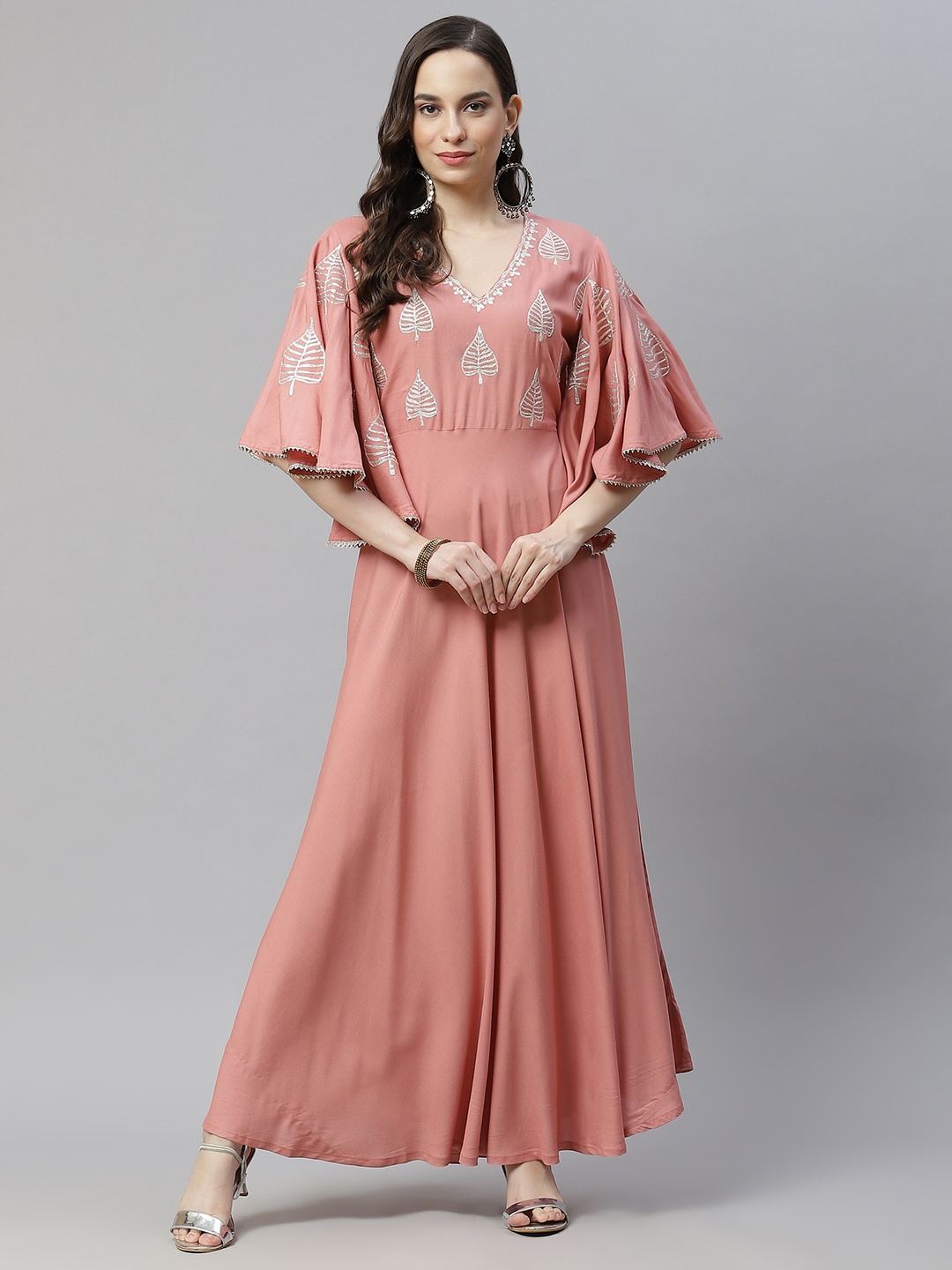 

Hatheli Mauve & Off White Ethnic A-Line Flared Gota Work Maxi Dress