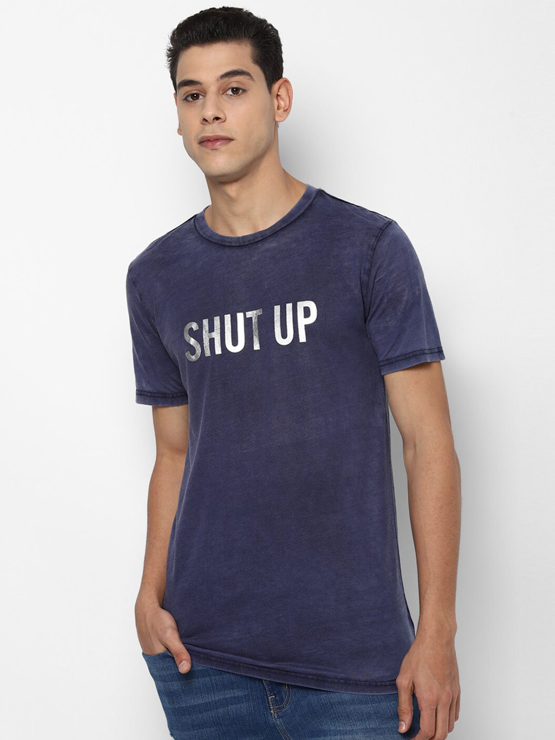 

FOREVER 21 Men Navy Blue Typography Printed T-shirt