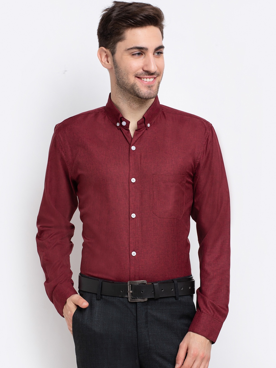 

JAINISH Men Maroon Opaque Formal Shirt