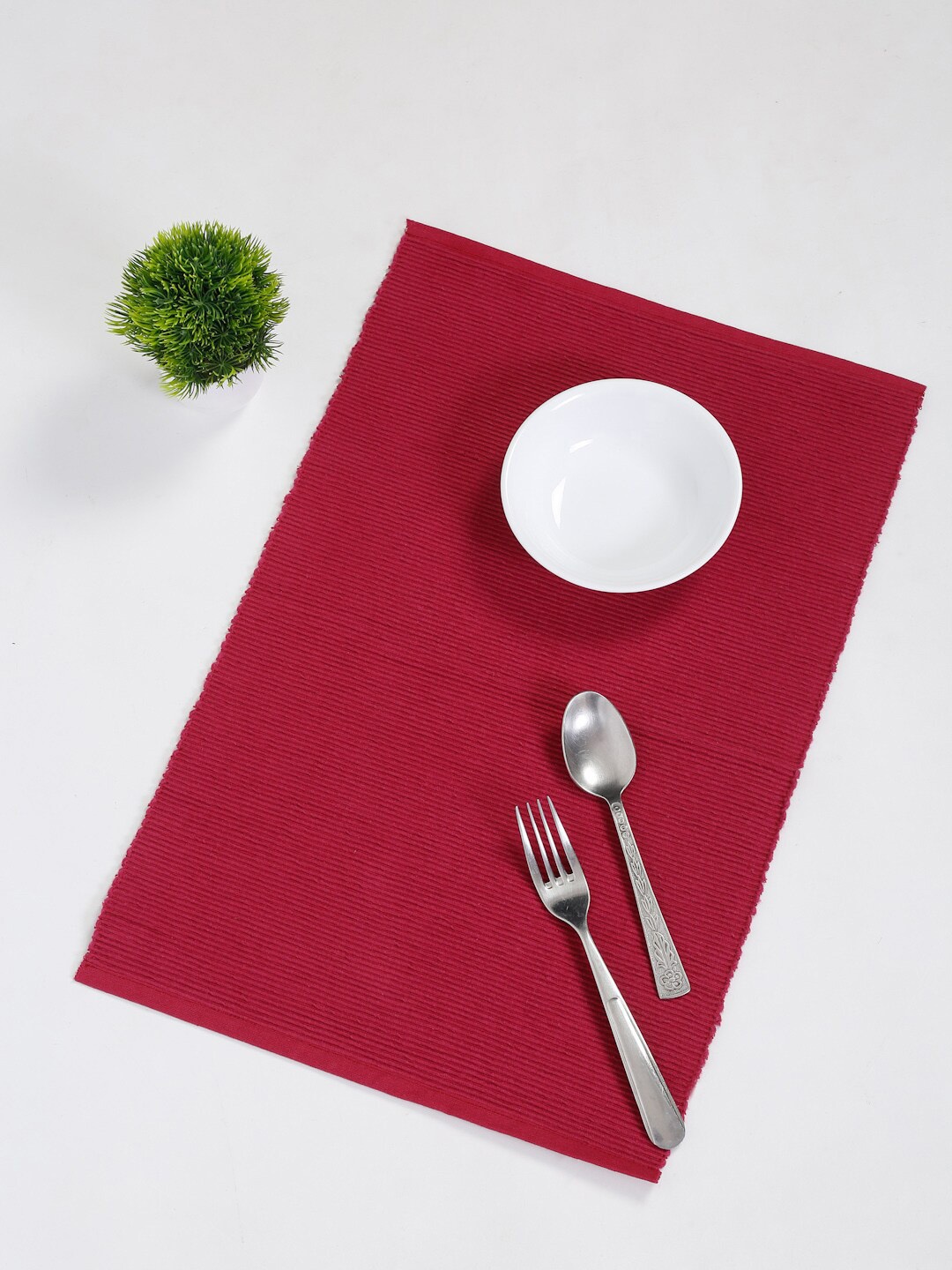 

Fabindia Set Of 4 Fushia Red Solid Cotton Table Placemats, Fuchsia