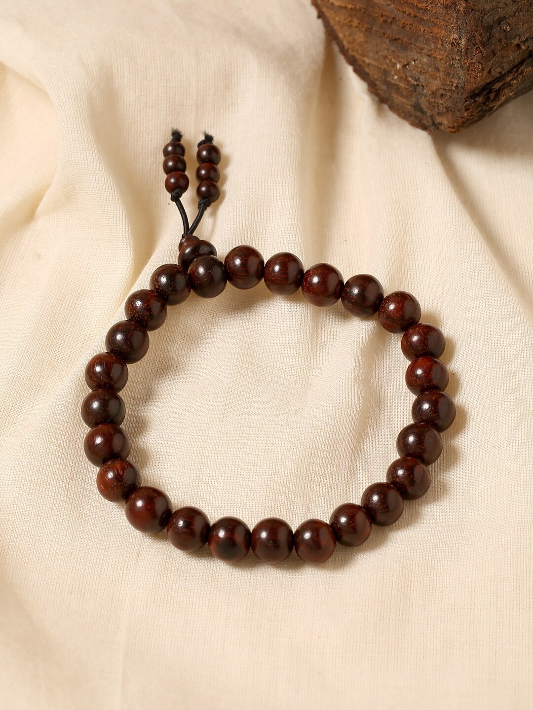 

RDK Unisex Red Premium Sandalwood Charm Bracelet