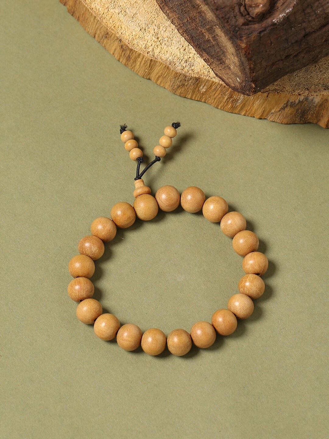 

RDK Unisex Beige Wood Handcrafted Premium Sandalwood Charm Bracelet