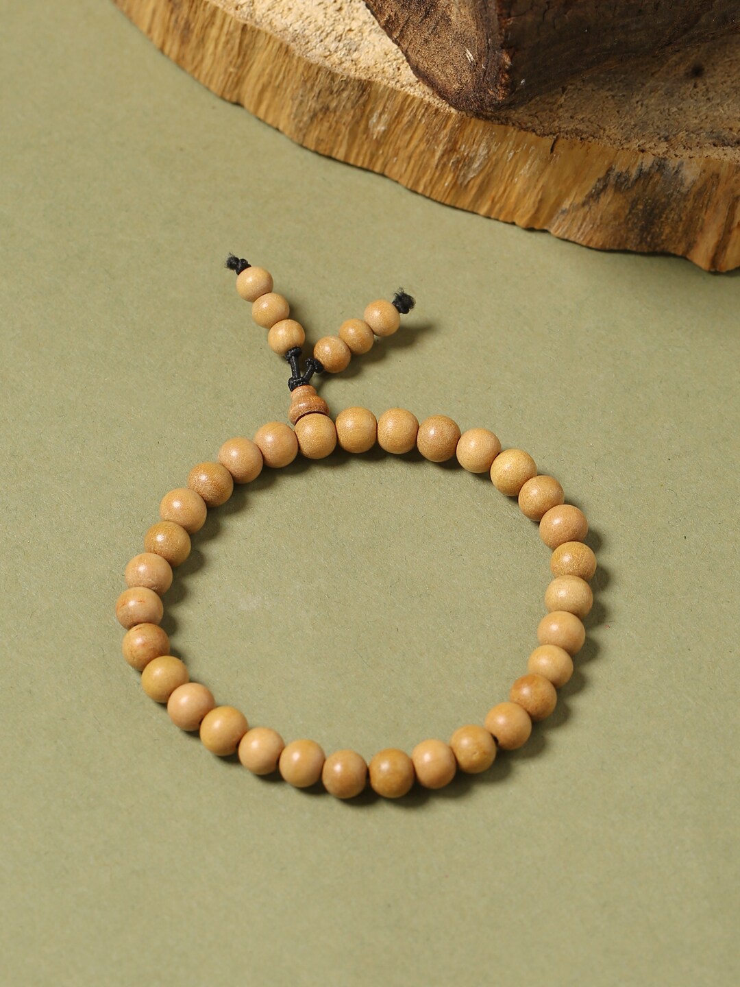 

RDK Adult Beige Wood Charm Bracelet