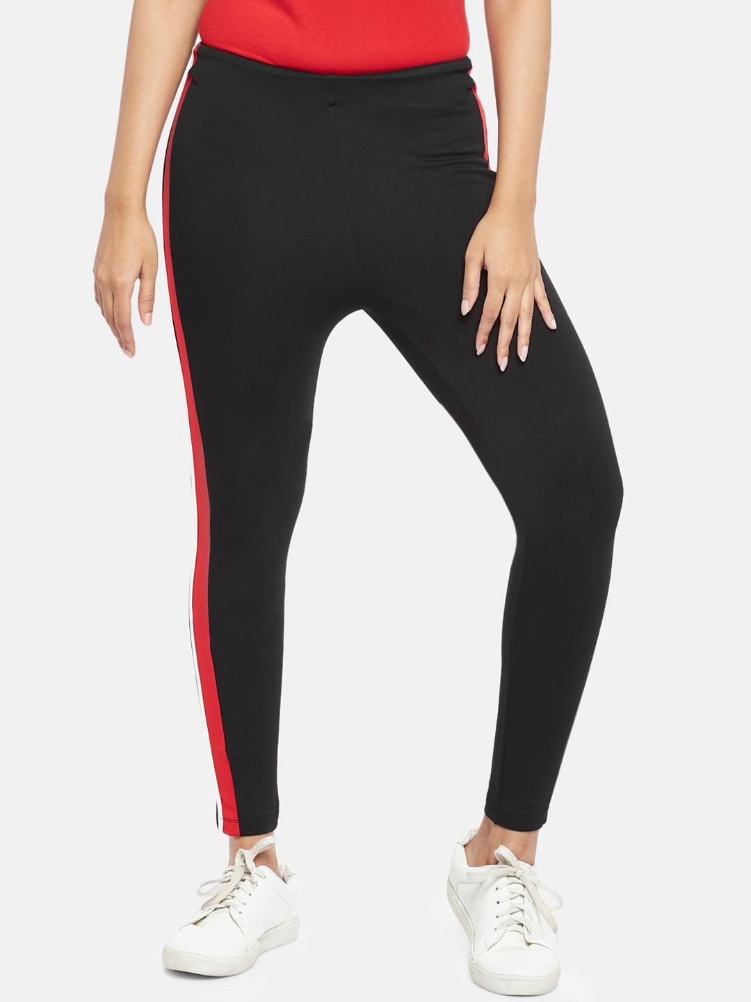 

People Women Black Skinny Fit High-Rise Trousers