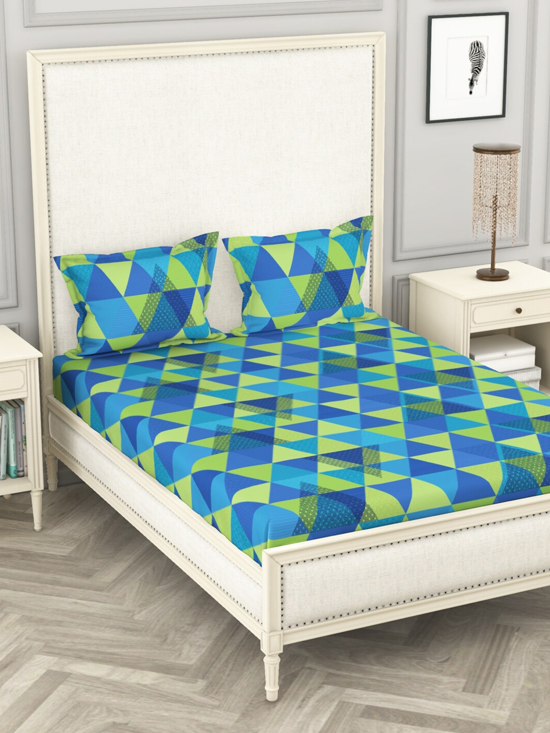 

BIANCA Green & Blue Geometric 110 TC Queen Bedsheet with 2 Pillow Covers