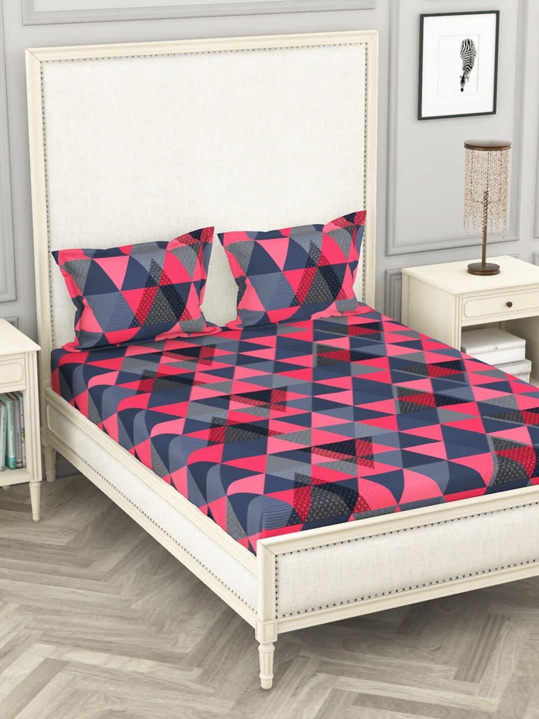 

BIANCA Pink & Grey Geometric 110 TC Queen Bedsheet with 2 Pillow Covers