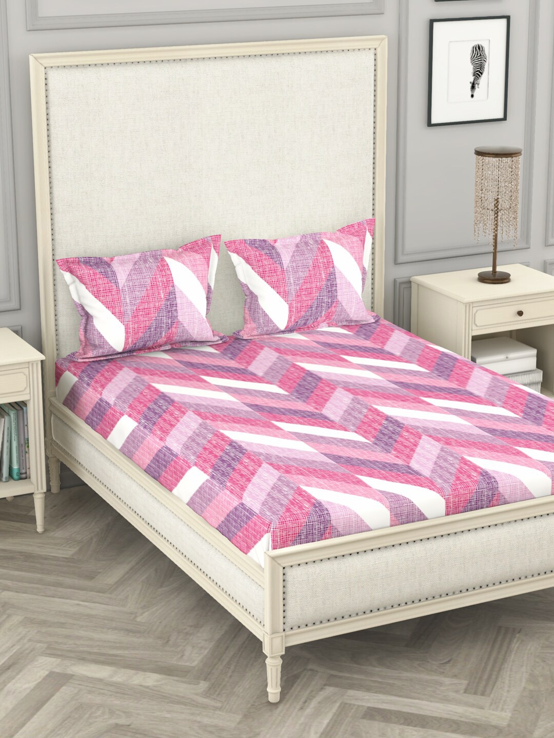 

BIANCA Purple & Pink Geometric 110 TC Queen Bedsheet with 2 Pillow Covers