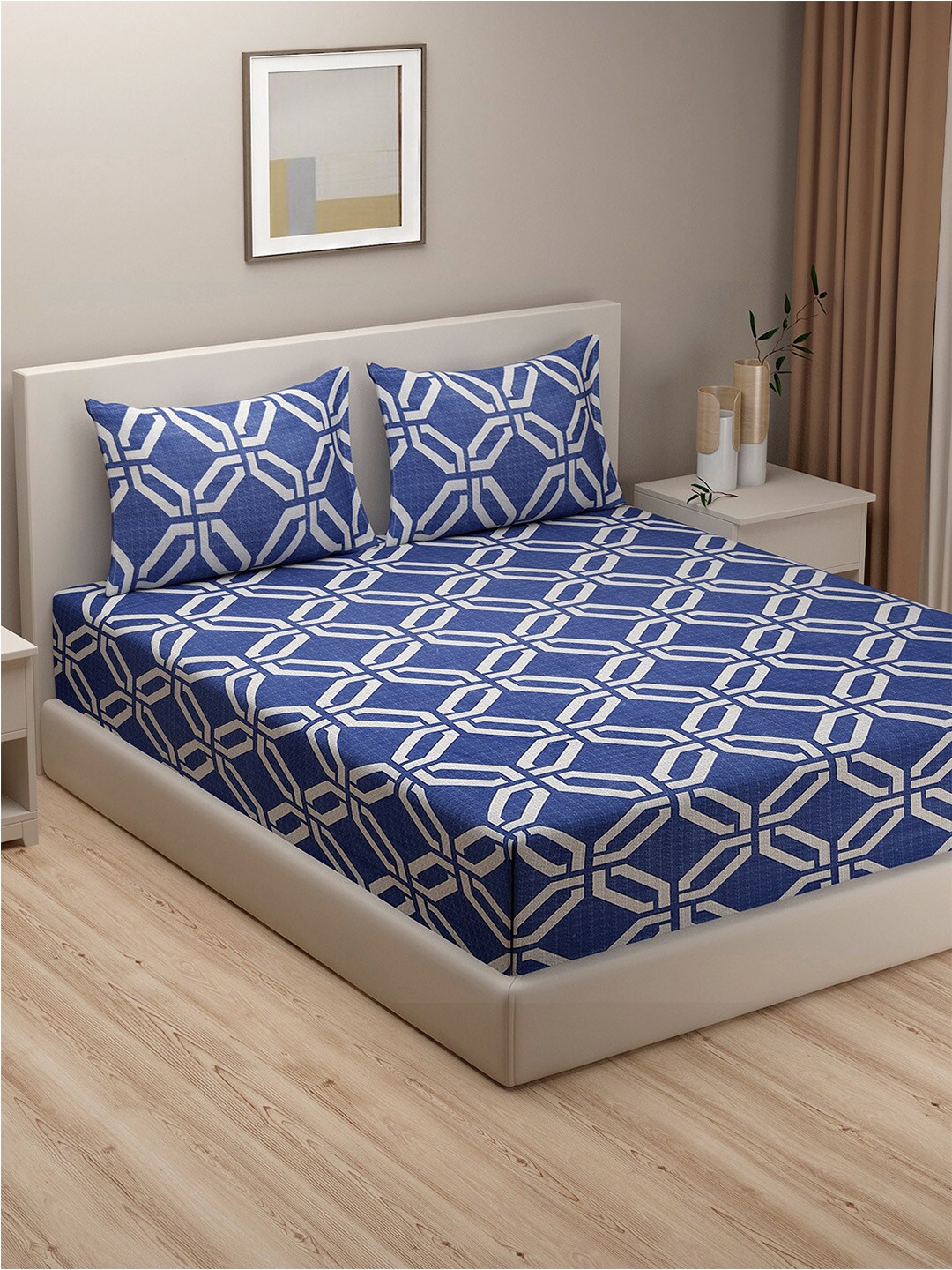

SWAYAM Blue & White Geometric 180 TC King Bedsheet with 2 Pillow Covers