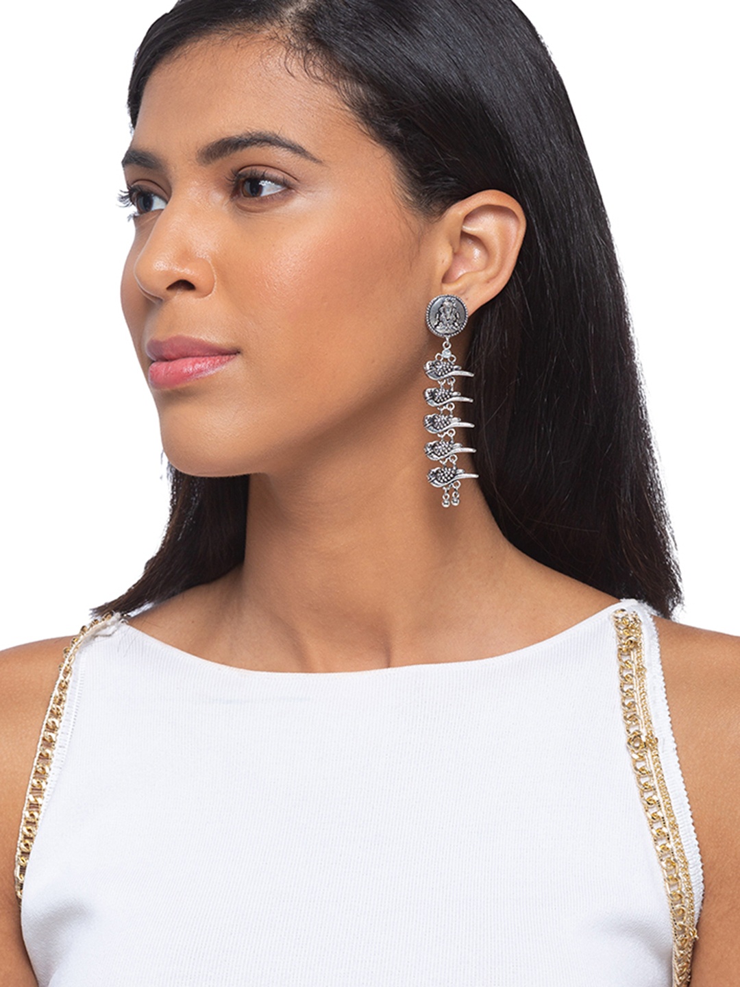 

Digital Dress Room Silver-Toned Contemporary Drop Earrings