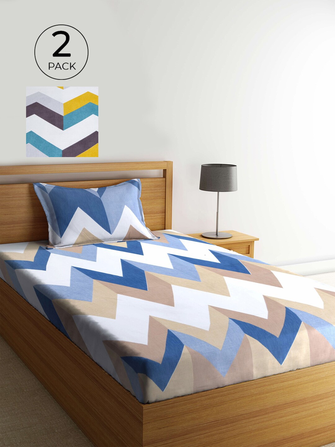 

KLOTTHE White & Blue Geometric 210 TC 2 Single Bedsheet with 2 Pillow Covers