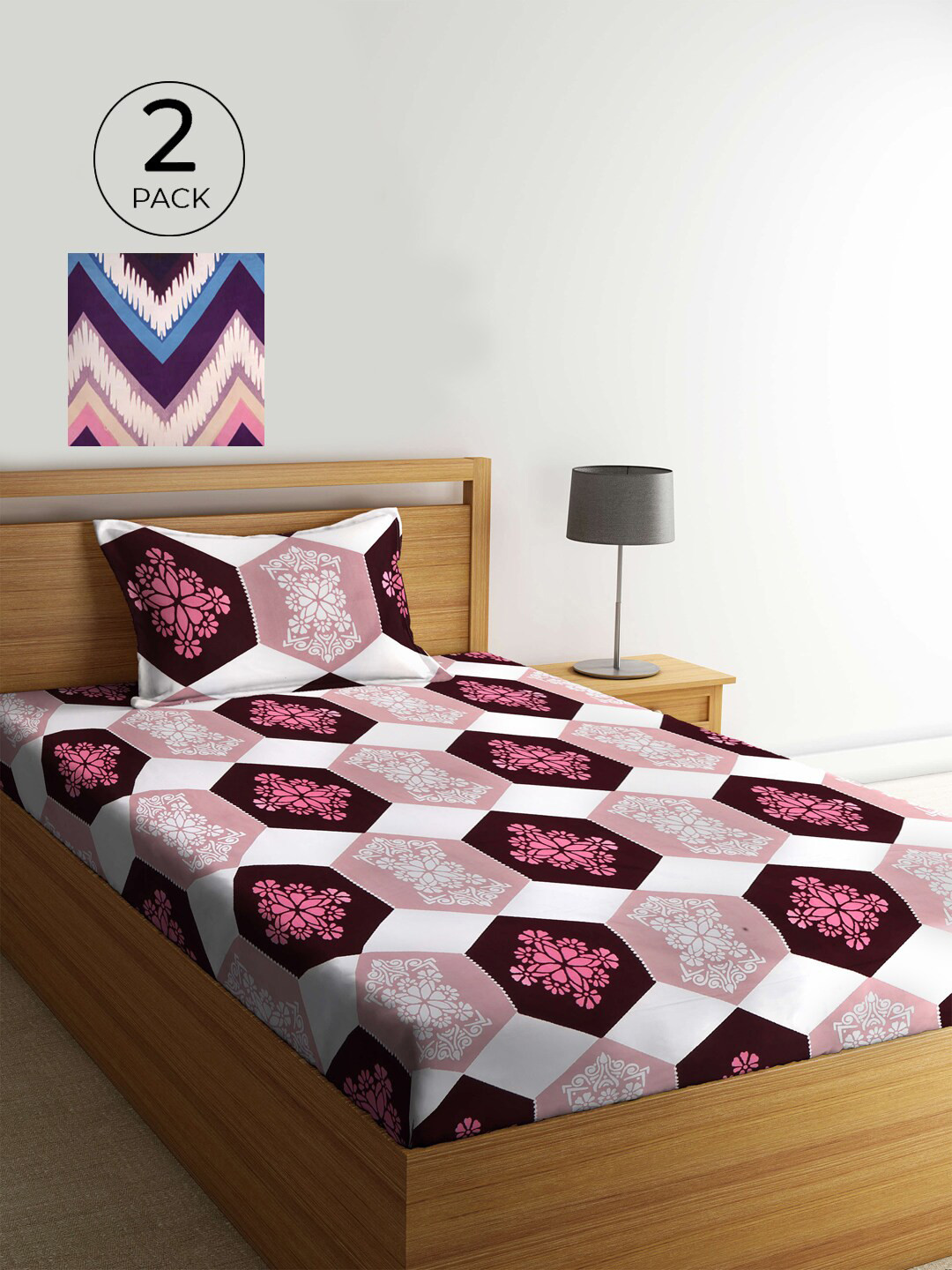 

KLOTTHE Cream-Coloured & White Geometric 210 TC 2 Single Bedsheet with 2 Pillow Covers