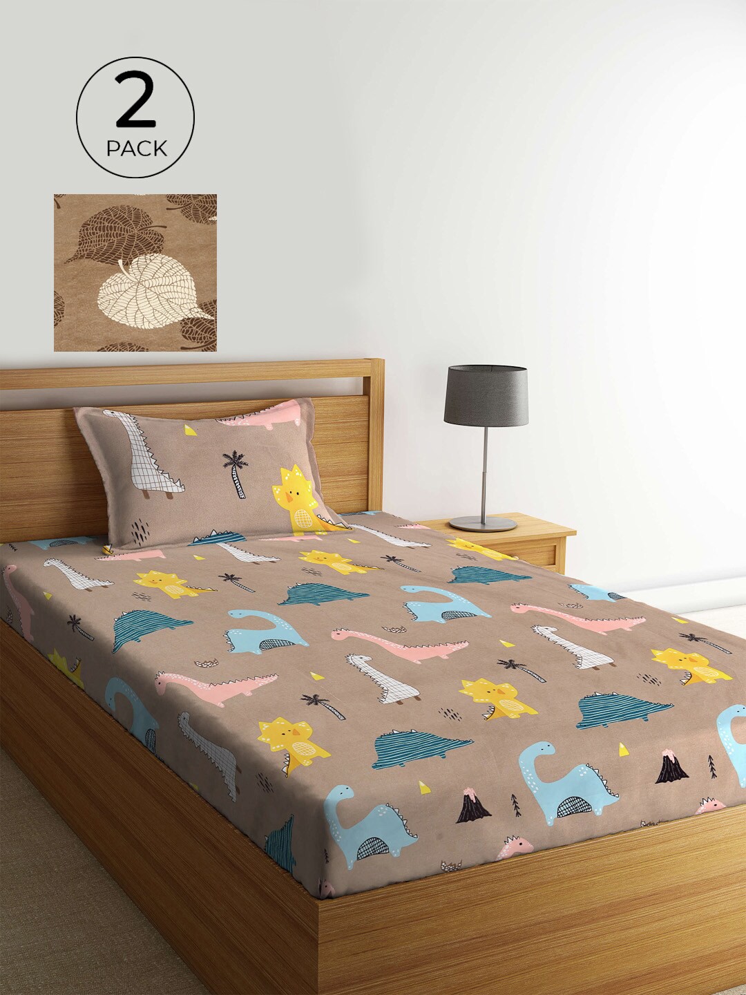 

KLOTTHE Brown & White Geometric 210 TC 2 Single Bedsheet with 2 Pillow Covers
