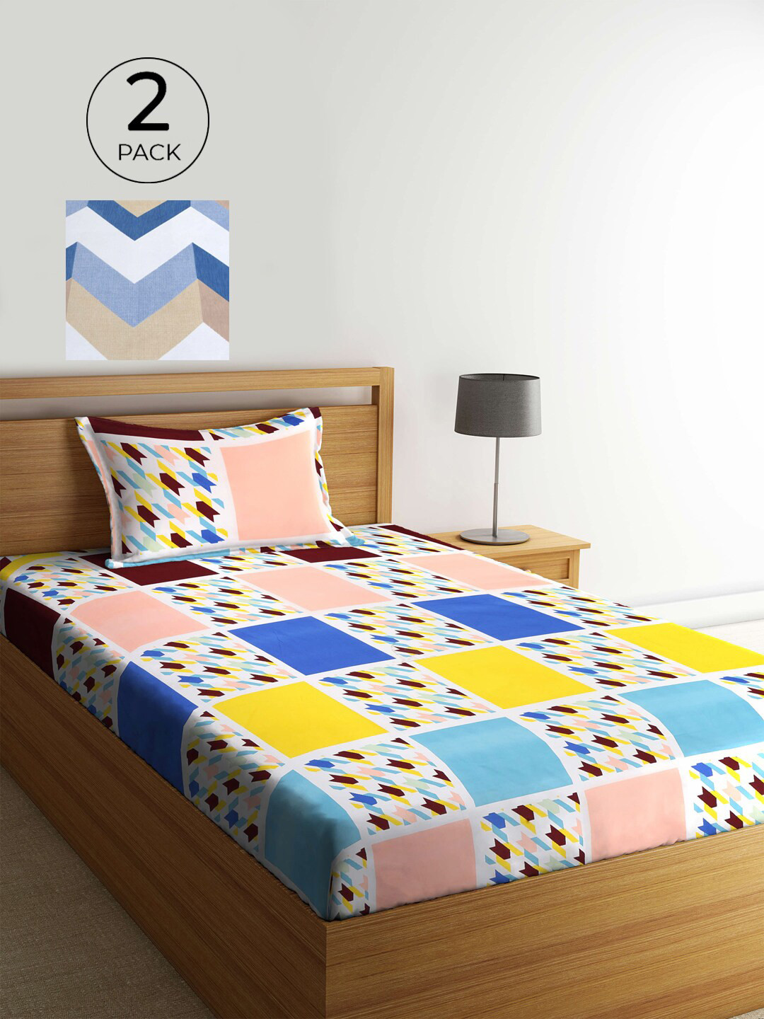 

KLOTTHE Blue & White Geometric 210 TC 2 Single Bedsheets with 2 Pillow Covers