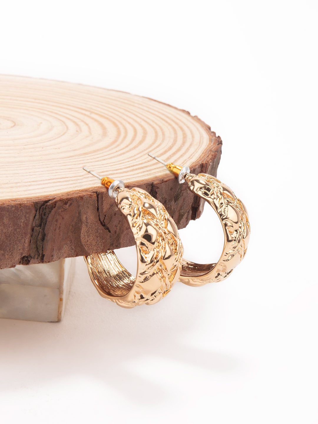 

Lilly & sparkle Gold-Plated Contemporary Half Hoop Earrings