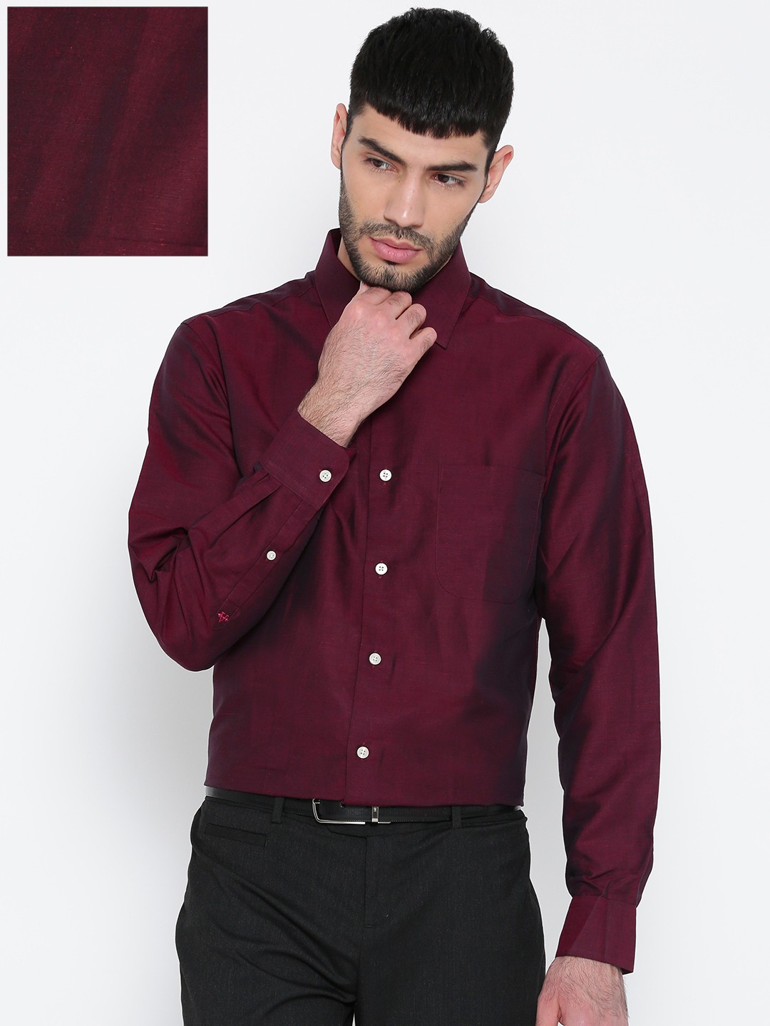 

Arrow Men Burgundy Regular Fit Solid Casual Shirt