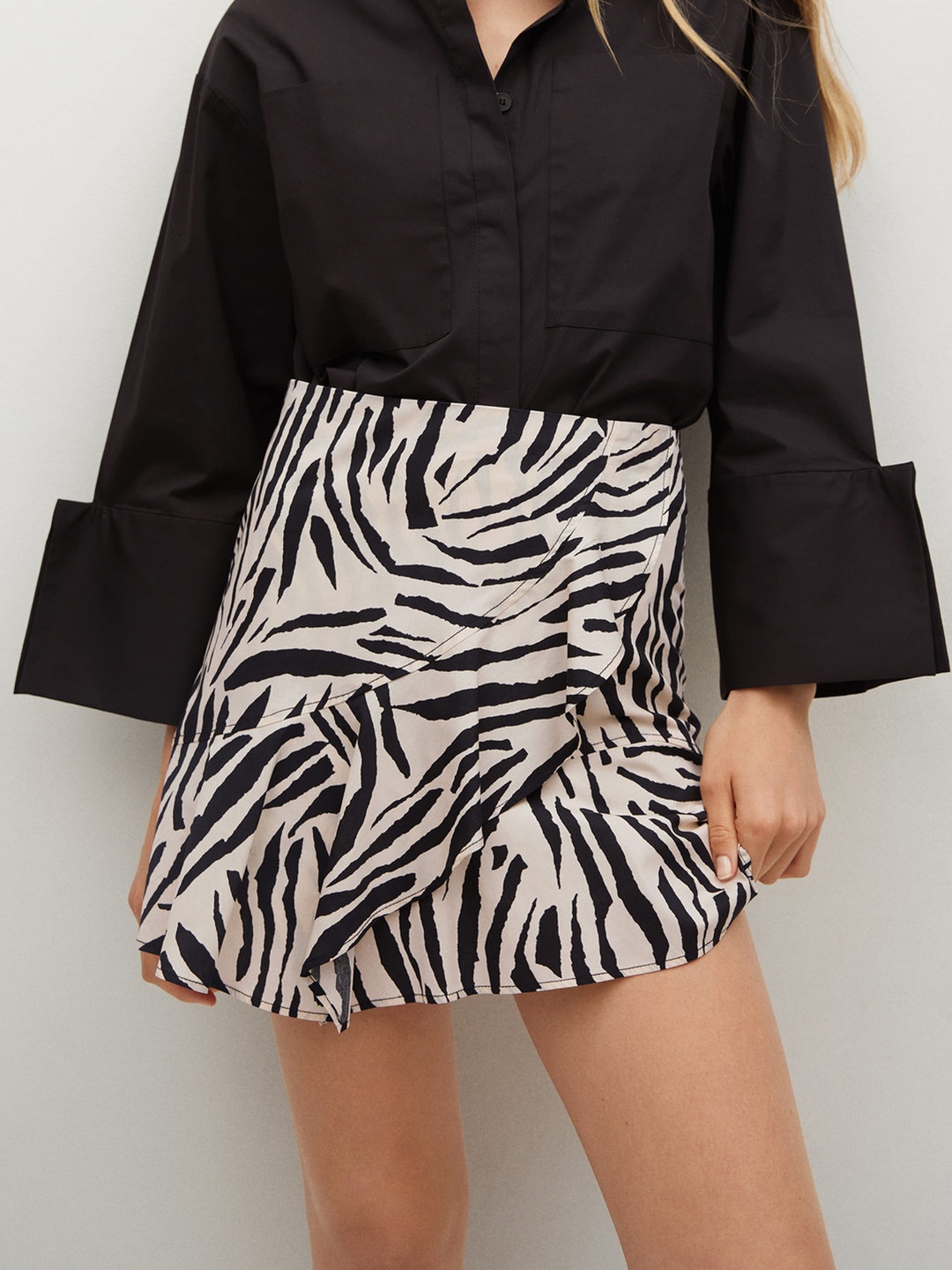 

MANGO Women Beige & Black Animal Print Pure Cotton Wrap Mini Skirt