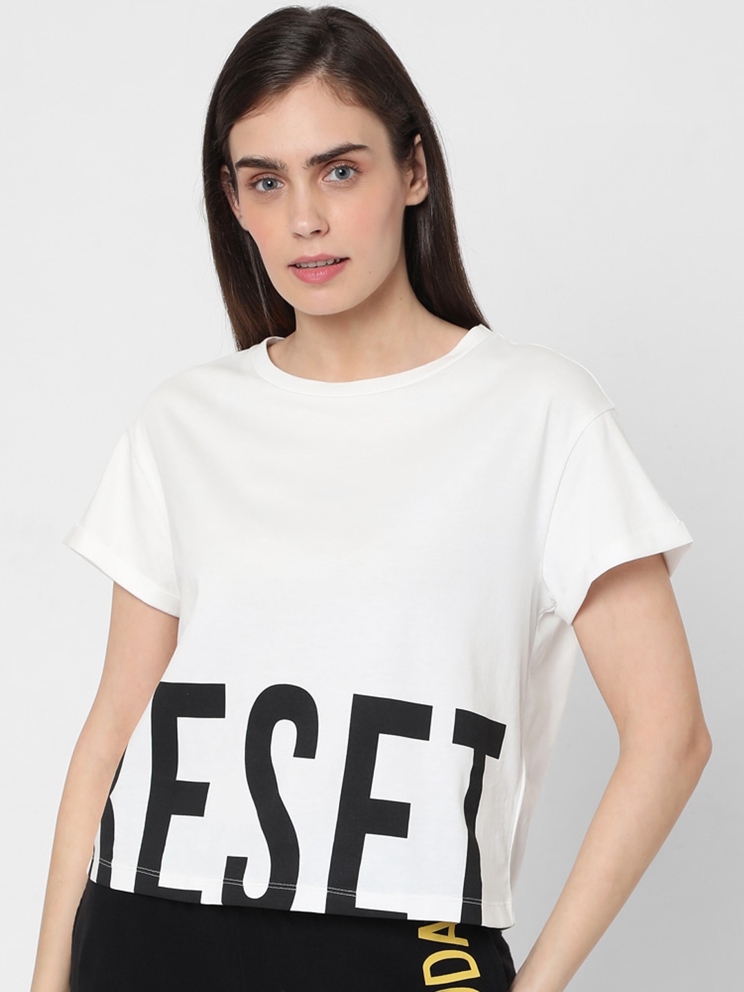 

Vero Moda Women White Typography Print Pure Cotton Lounge T-shirt