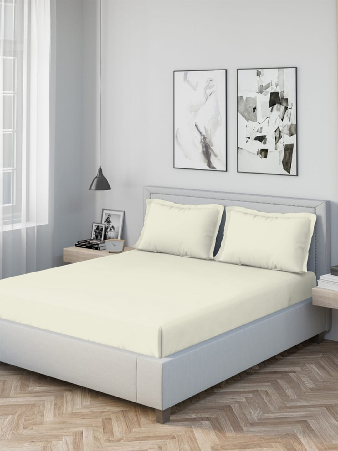 

DDecor Cream-Coloured 180 TC Cotton Queen Bedsheet with 2 Pillow Covers