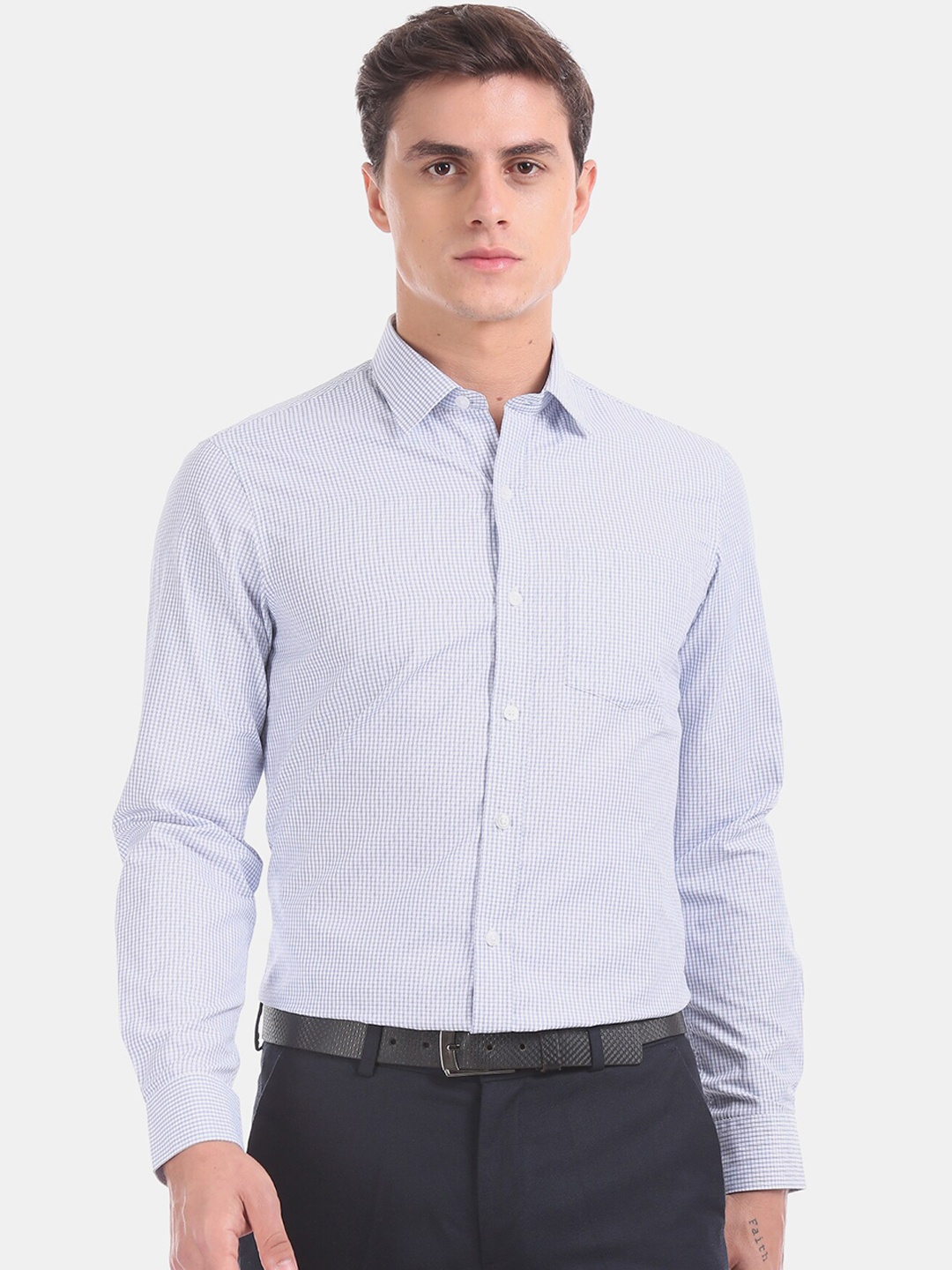 

Excalibur Men Blue Slim Fit Micro Checks Opaque Formal Shirt