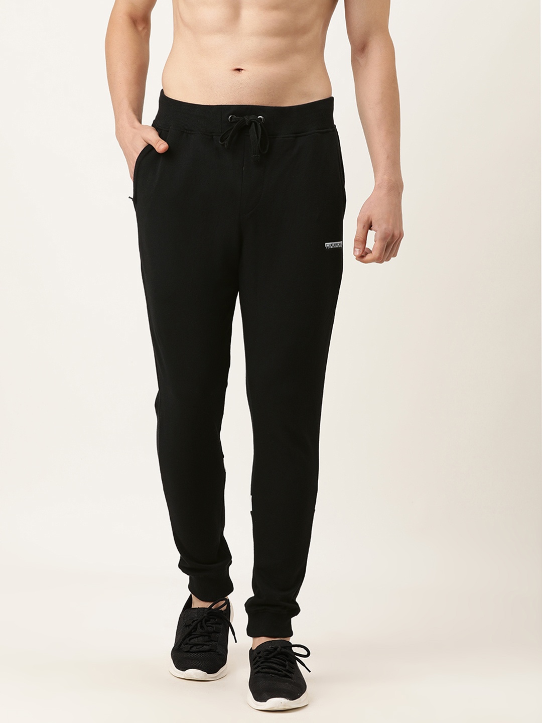 

Flying Machine Men Black Solid Regular Fit Cotton Joggers