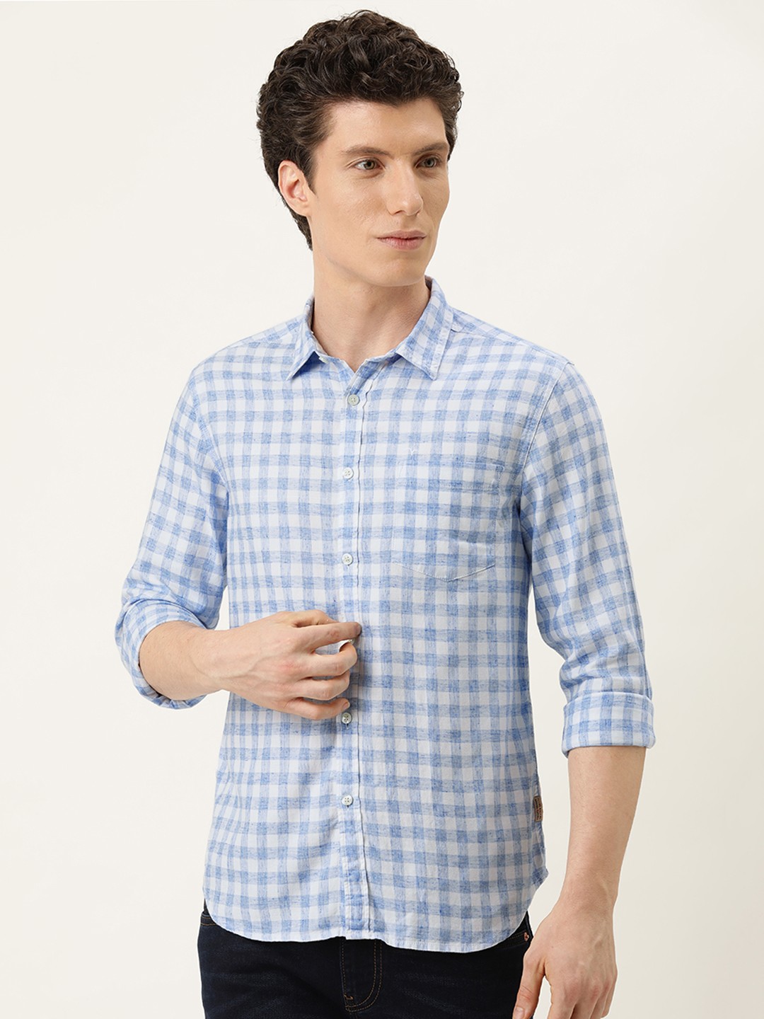 

Flying Machine Men Blue & White Cotton Slim Fit Checked Casual Shirt