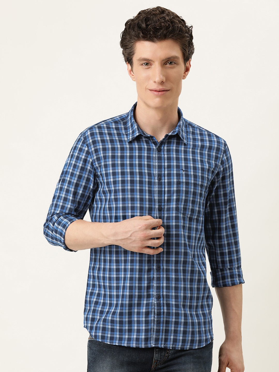 

Flying Machine Men Blue & White Slim Fit Checked Pure Cotton Opaque Casual Shirt