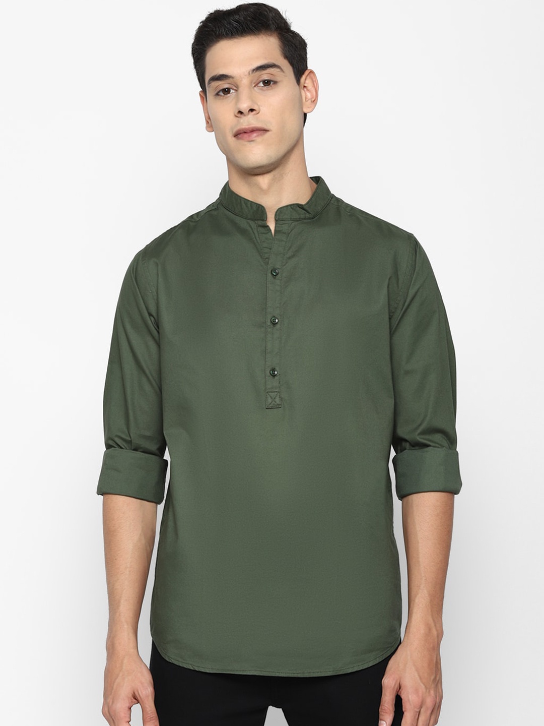 

FOREVER 21 Men Green Slim Fit Opaque Casual Shirt