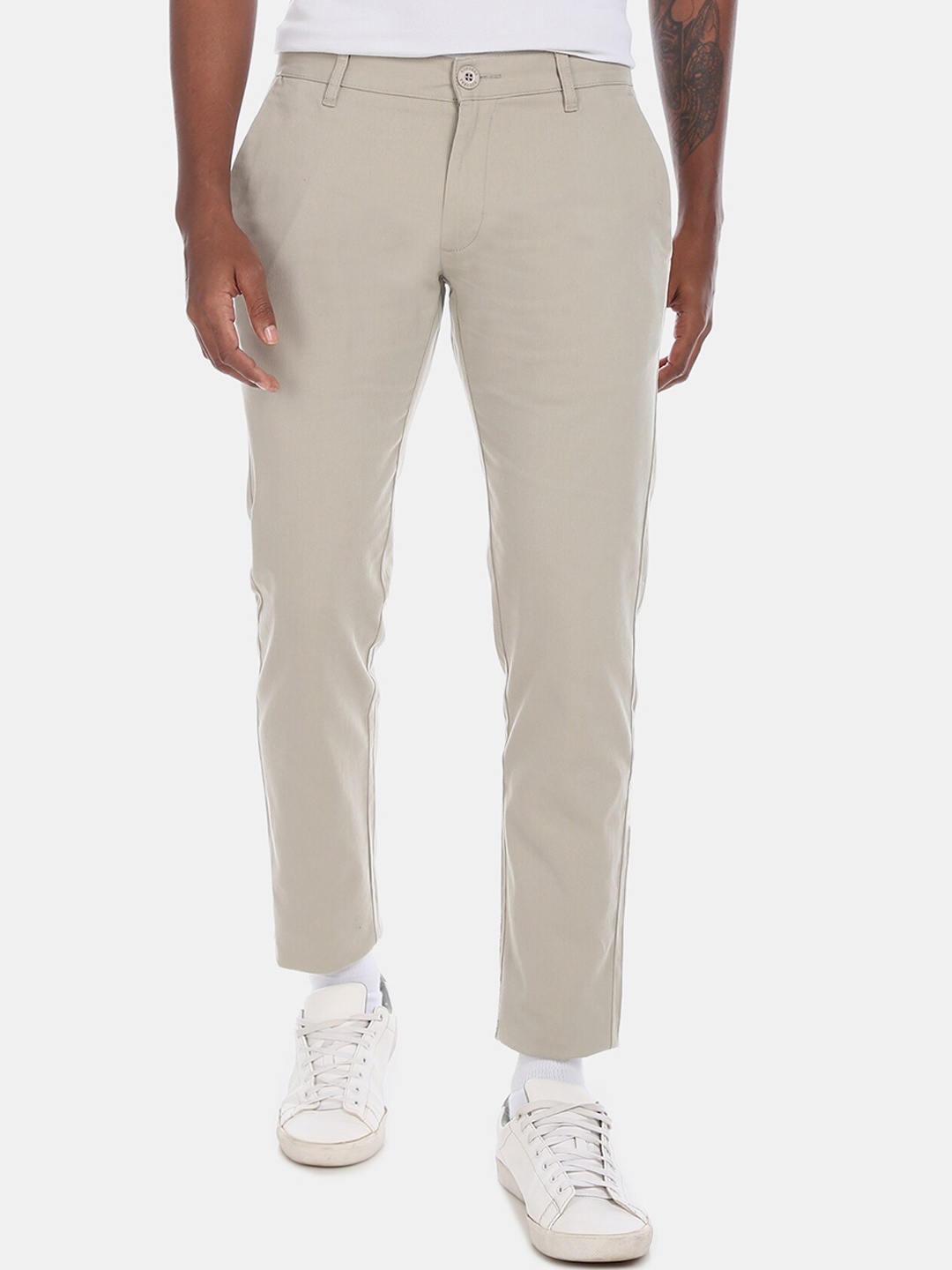 

Ruggers Men Olive Green Trousers