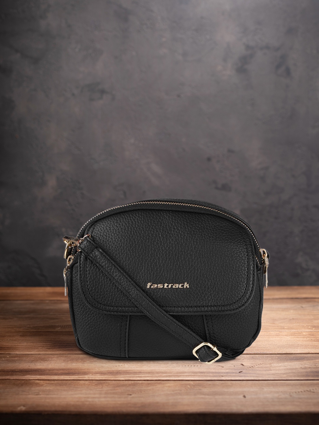 

Fastrack Black Solid Sling Bag
