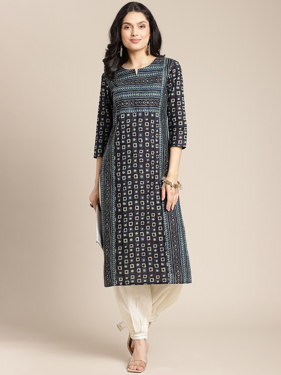 

Varanga Women Navy Blue Geometric Printed Keyhole Neck Extended Sleeves Thread Work Kurta
