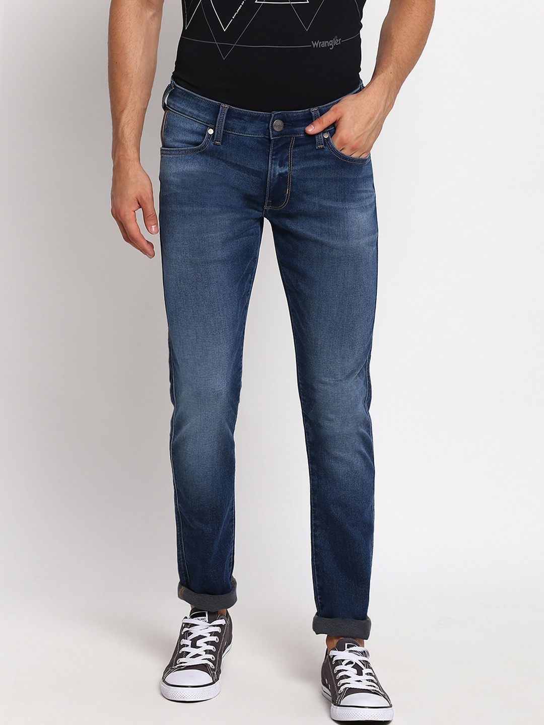 

Wrangler Men Blue Skinny Fit Low-Rise Light Fade Jeans