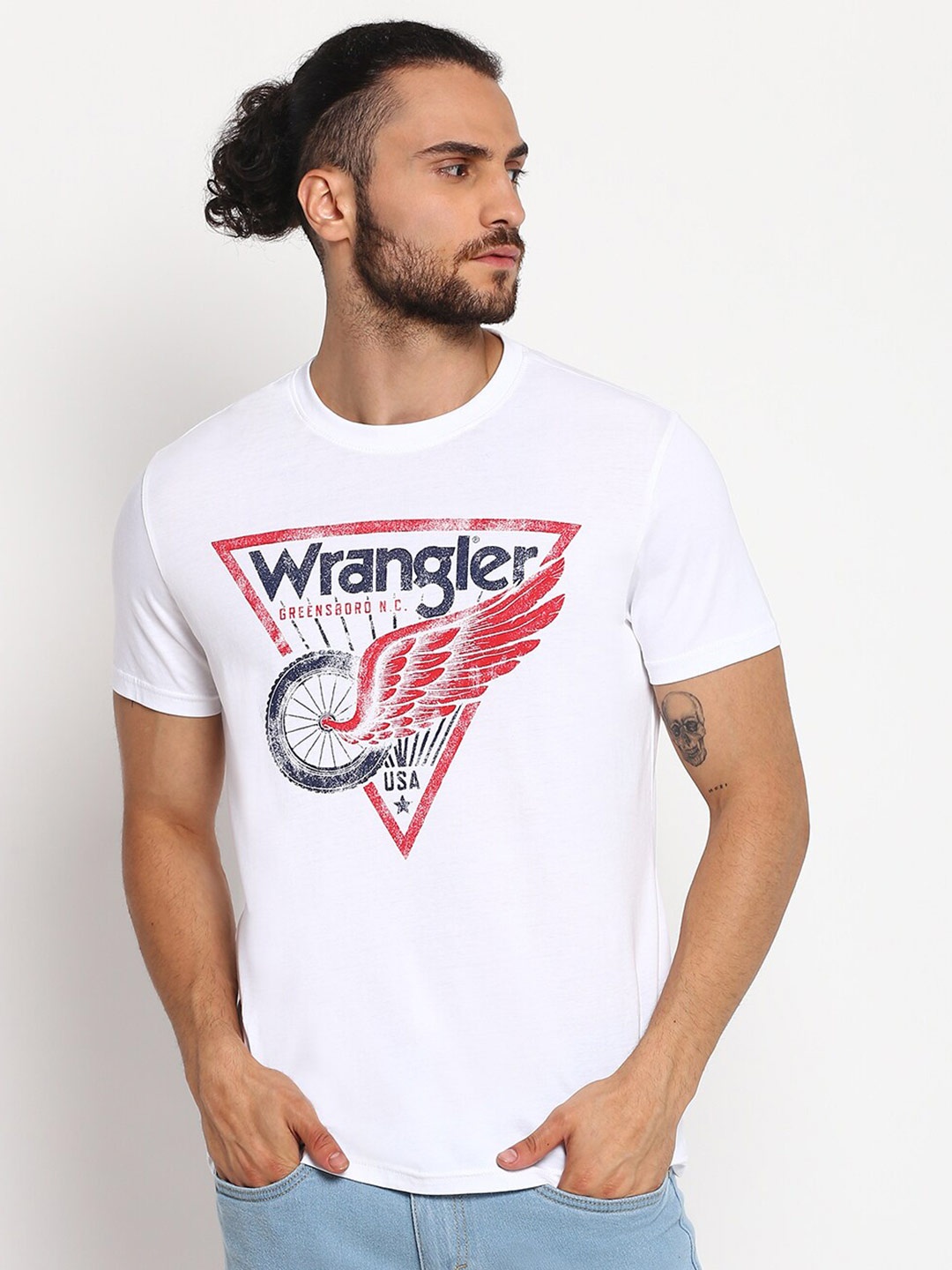 

Wrangler Men White Typography Printed Pockets T-shirt