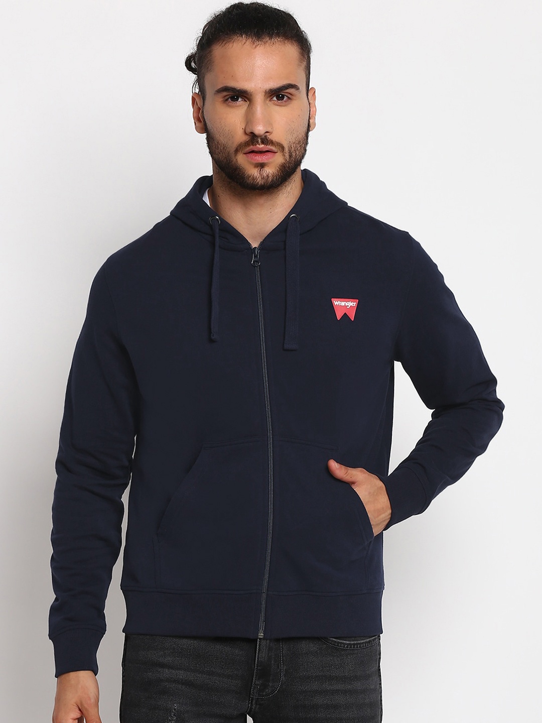 

Wrangler Men Navy Blue Sweatshirt