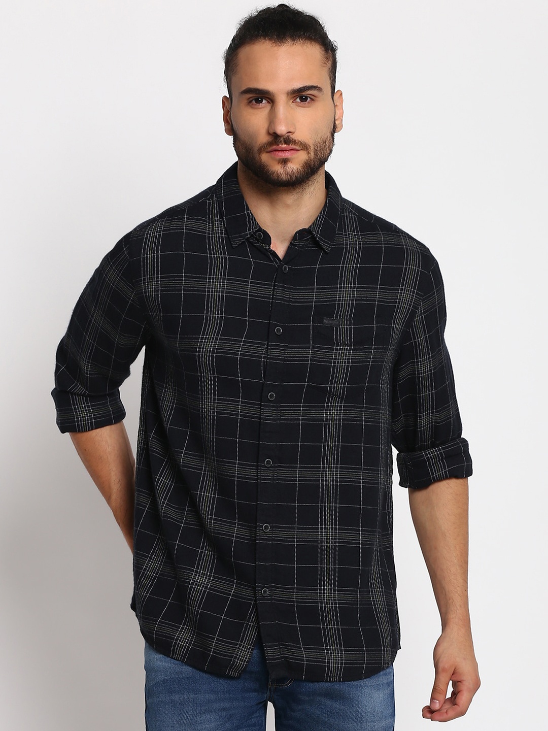 

Wrangler Men Black Tartan Checks Opaque Checked Casual Shirt