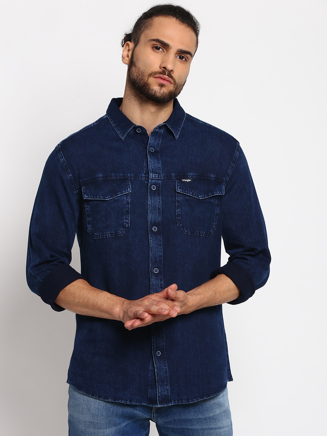 

Wrangler Men Blue Slim Fit Opaque Casual Shirt