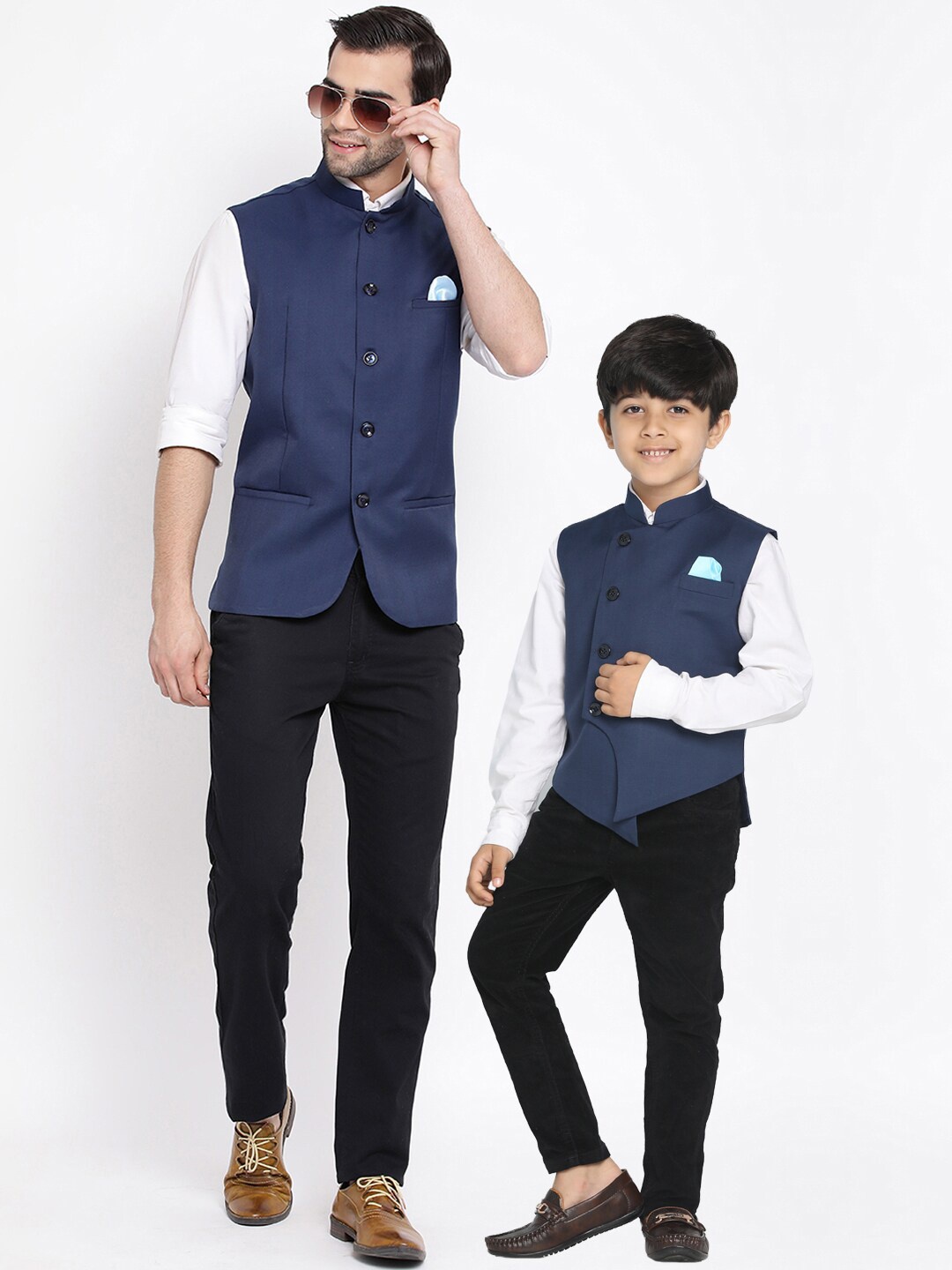 

VASTRAMAY Boys Navy Blue Solid Slim-Fit Woven Nehru Jacket