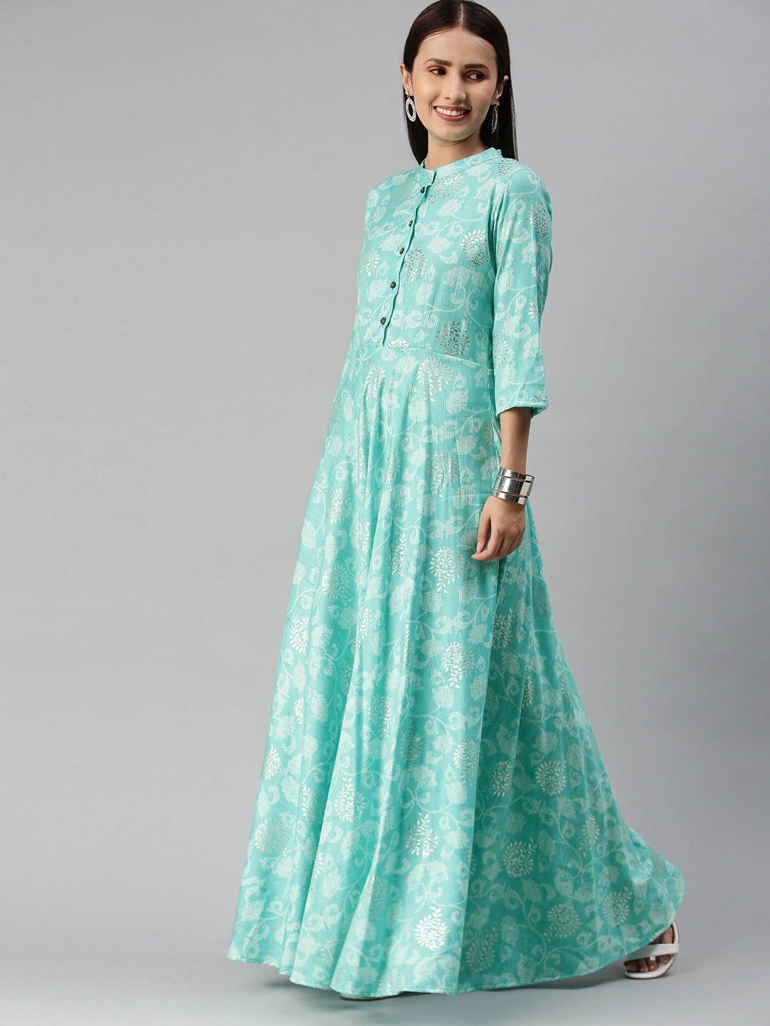 

Swishchick Green Floral Maxi Dress