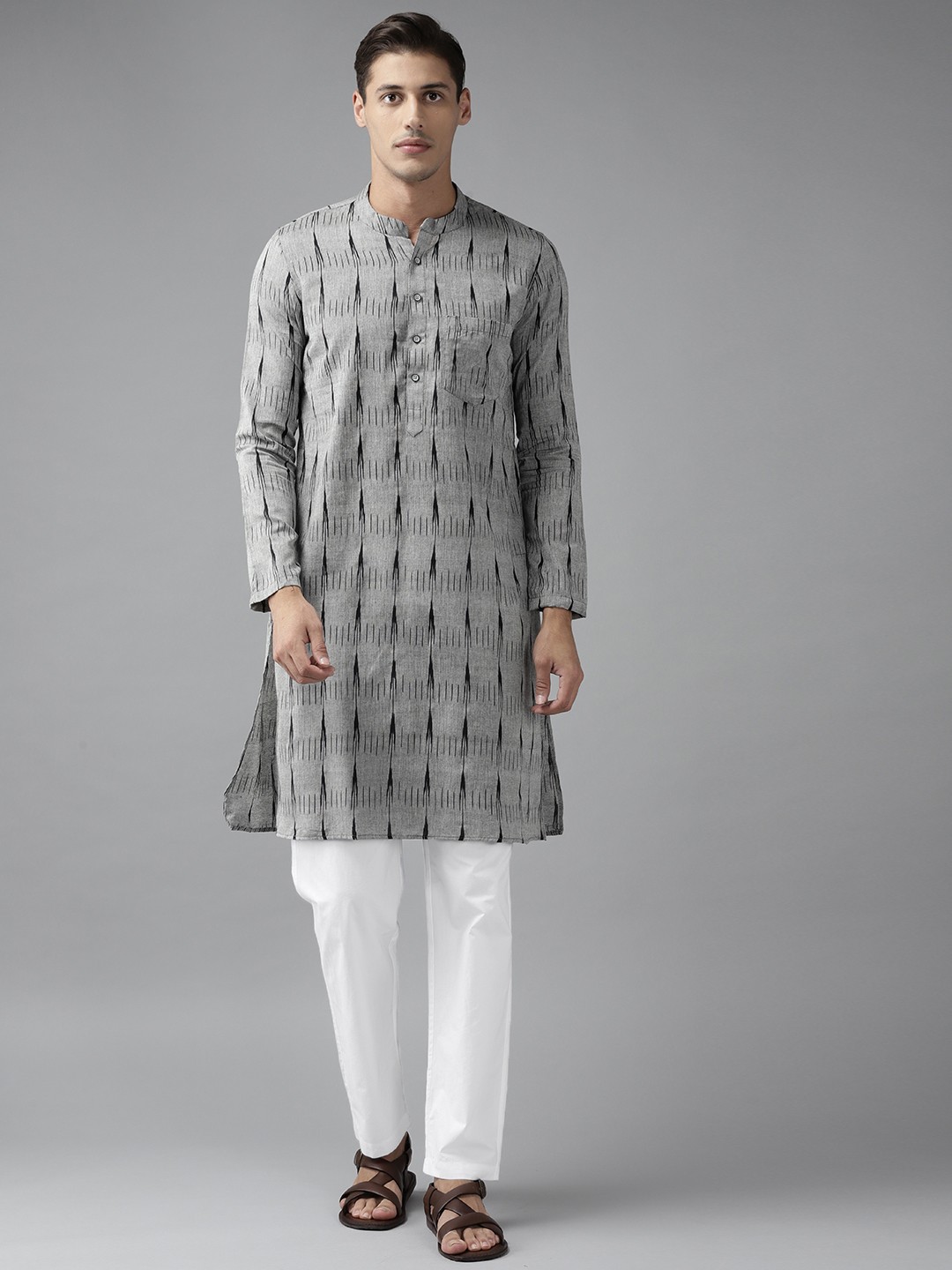 

See Designs Men Grey Printed Regular Pure Cotton Kurta with Pyjamas