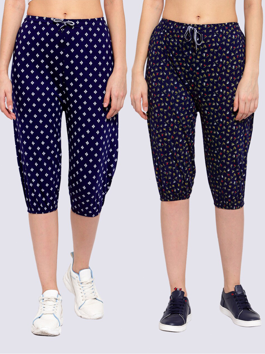 

KLOTTHE Women Pack of 2 Navy Blue & White Printed Pure Cotton Capris