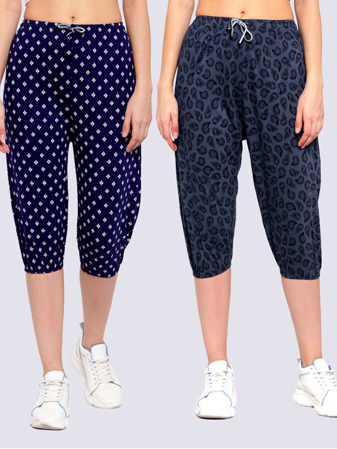 

KLOTTHE Women Pack Of 2 Pure Cotton Printed Capris, Navy blue