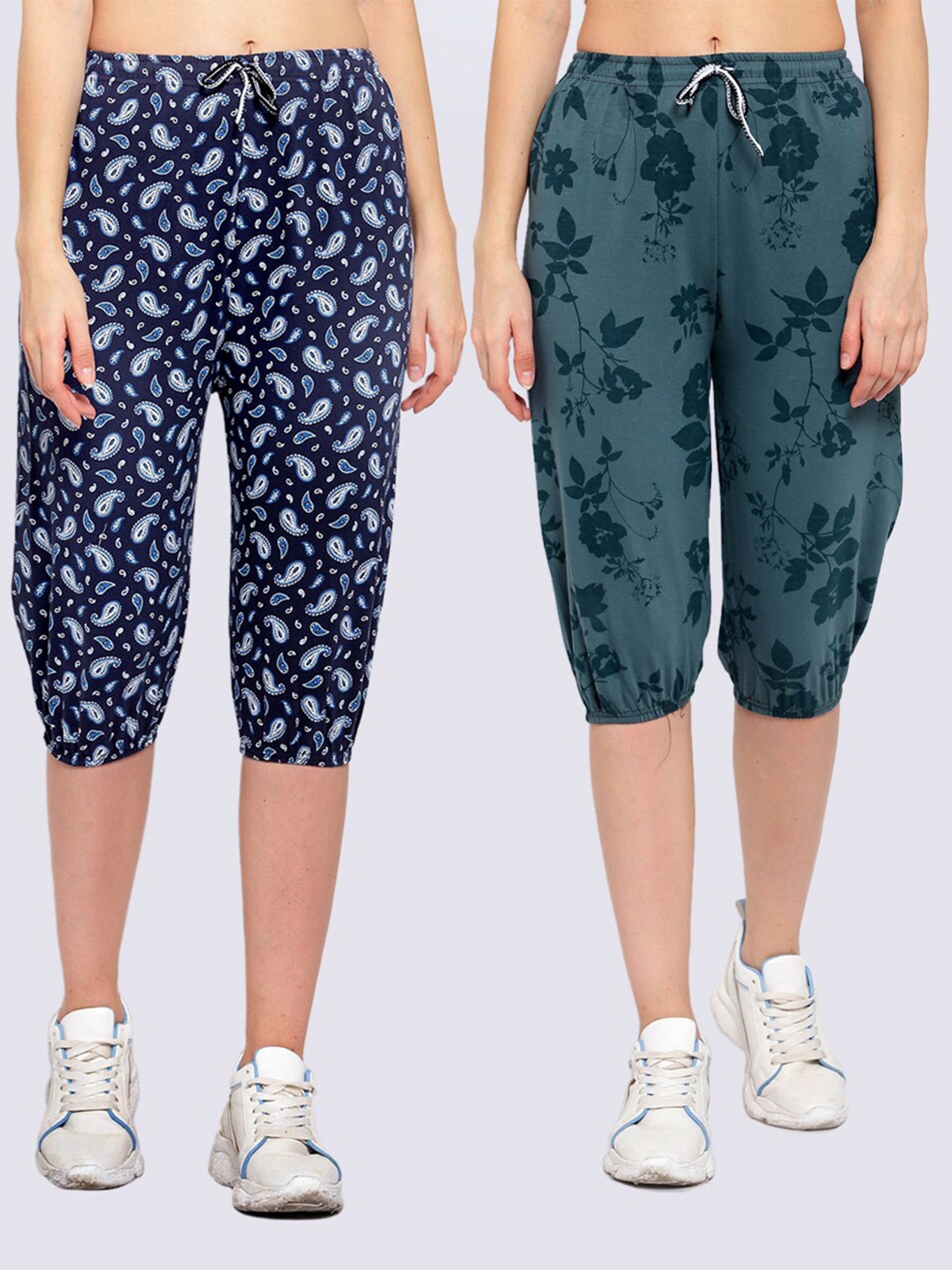 

KLOTTHE Women Set of 2 Navy Blue & Teal Printed Pure Cotton Capris