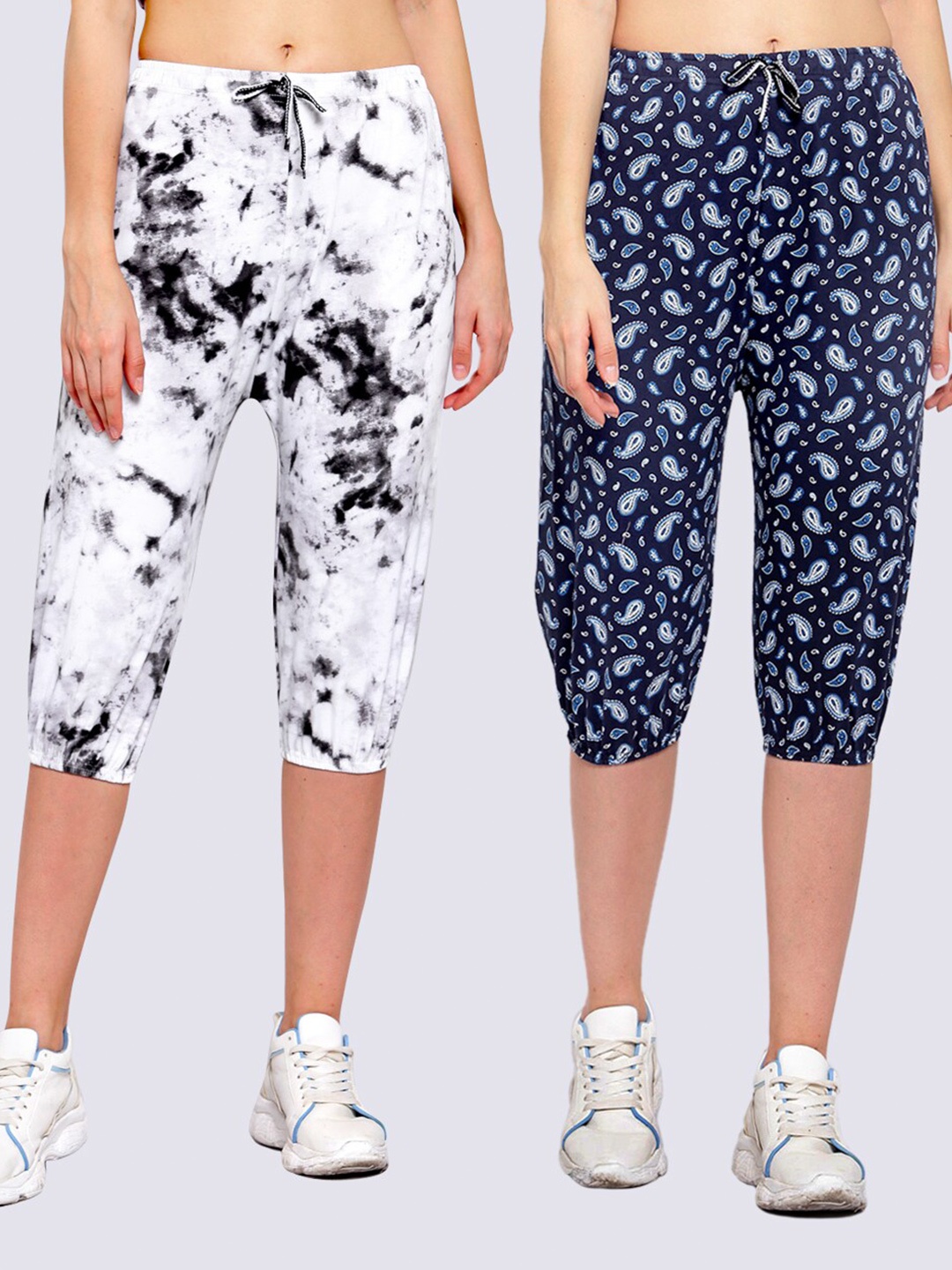

KLOTTHE Women Pack of 2 White & Blue Printed Pure Cotton Capris