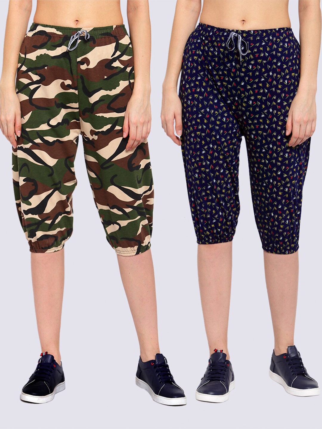 

KLOTTHE Women Pack of 2 Blue & Green Printed Pure Cotton Capris