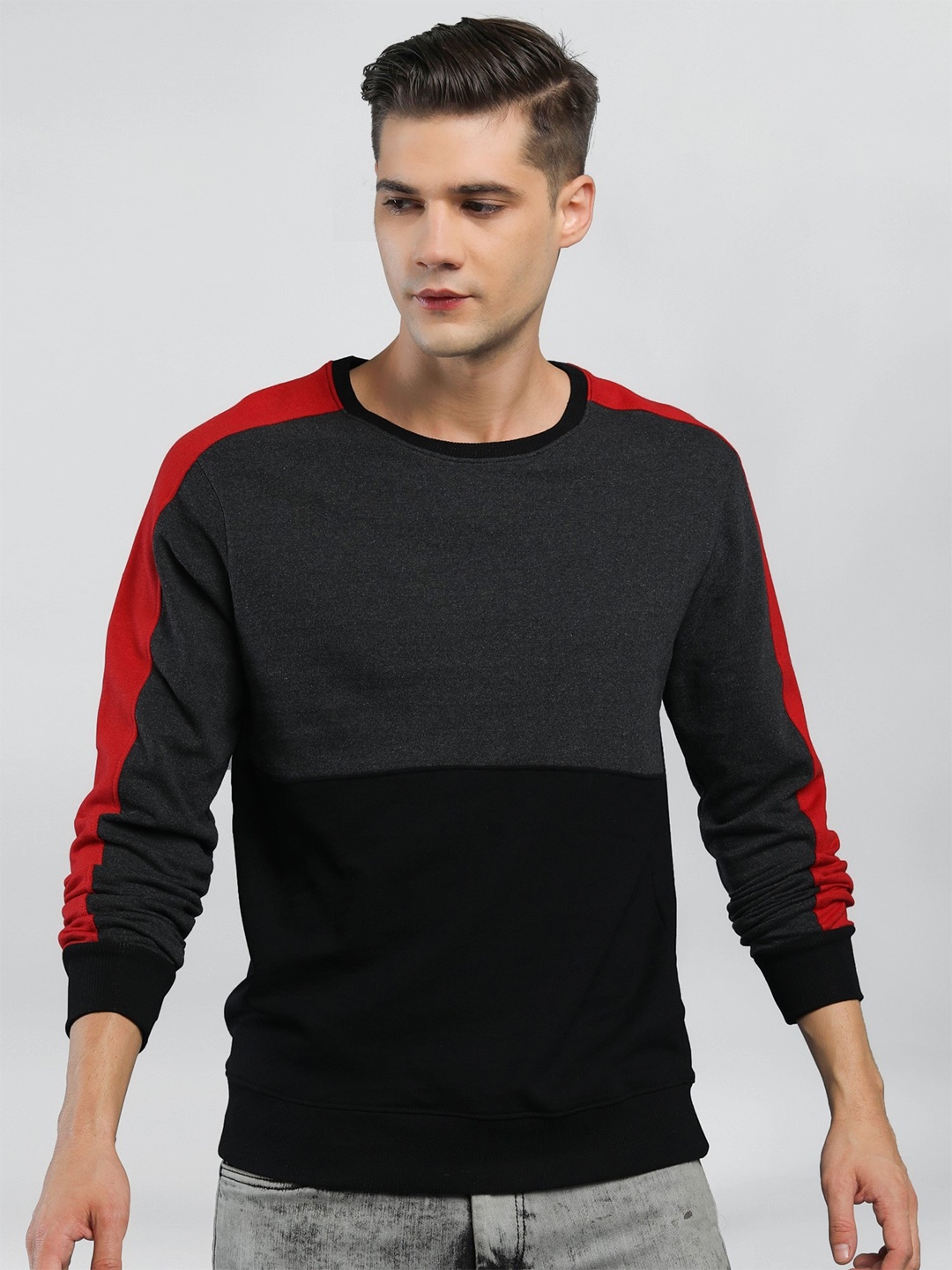 

Maniac Men Black & Red Colourblocked T-shirt