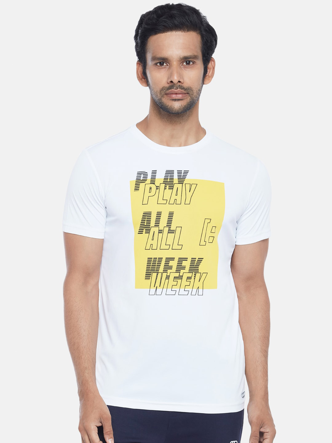 

Ajile by Pantaloons Men White Typography Printed Slim Fit T-shirt