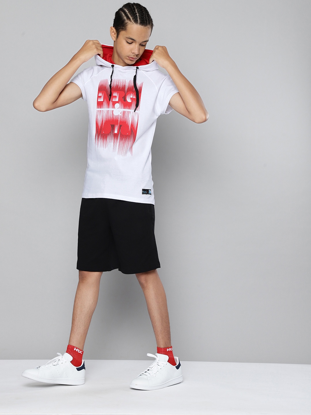 

HRX By Hrithik Roshan U-17 Lifestyle Boys Optic White Bio-Wash Graphic Tshirts
