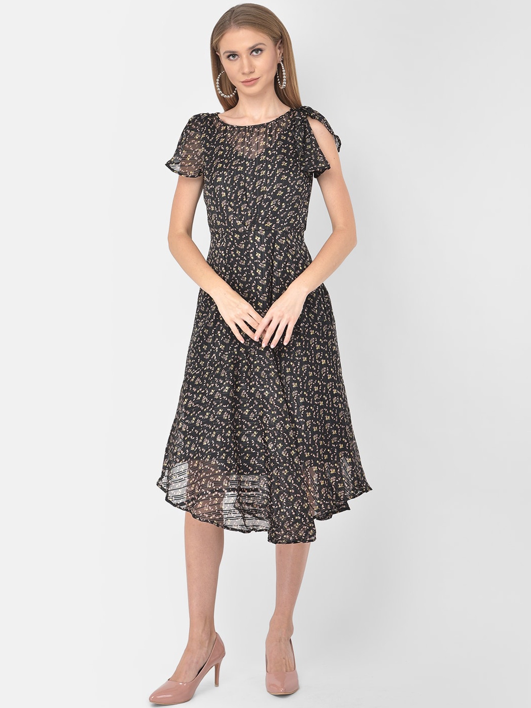 

Latin Quarters Black Floral Printed Midi Dress