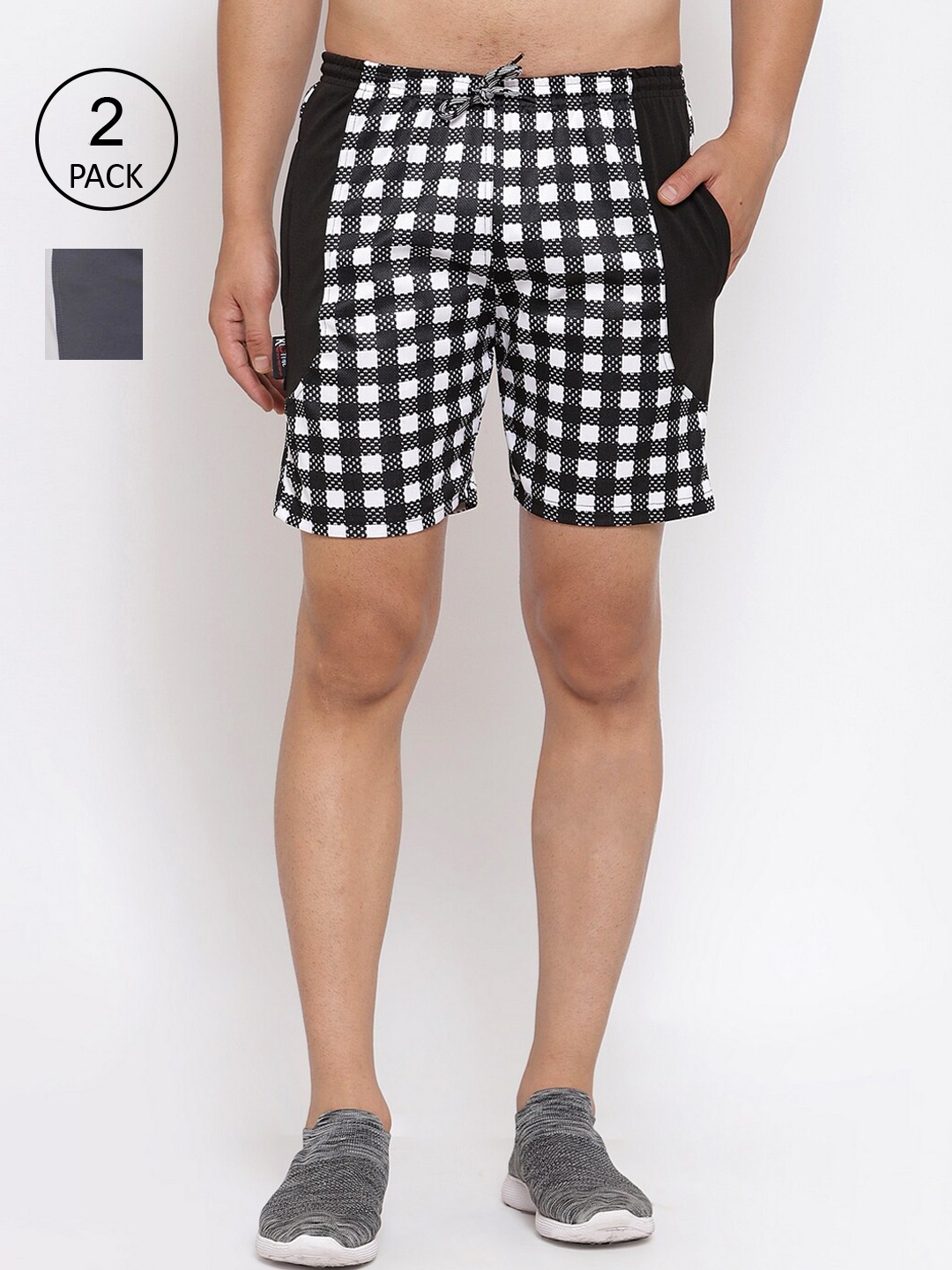 

KLOTTHE Men Pack Of 2 Multicoloured Checked Regular Shorts, Multi